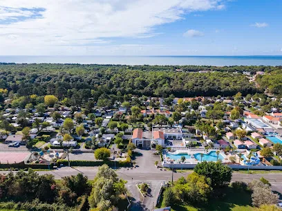 Image de Camping L'Abri des Pins